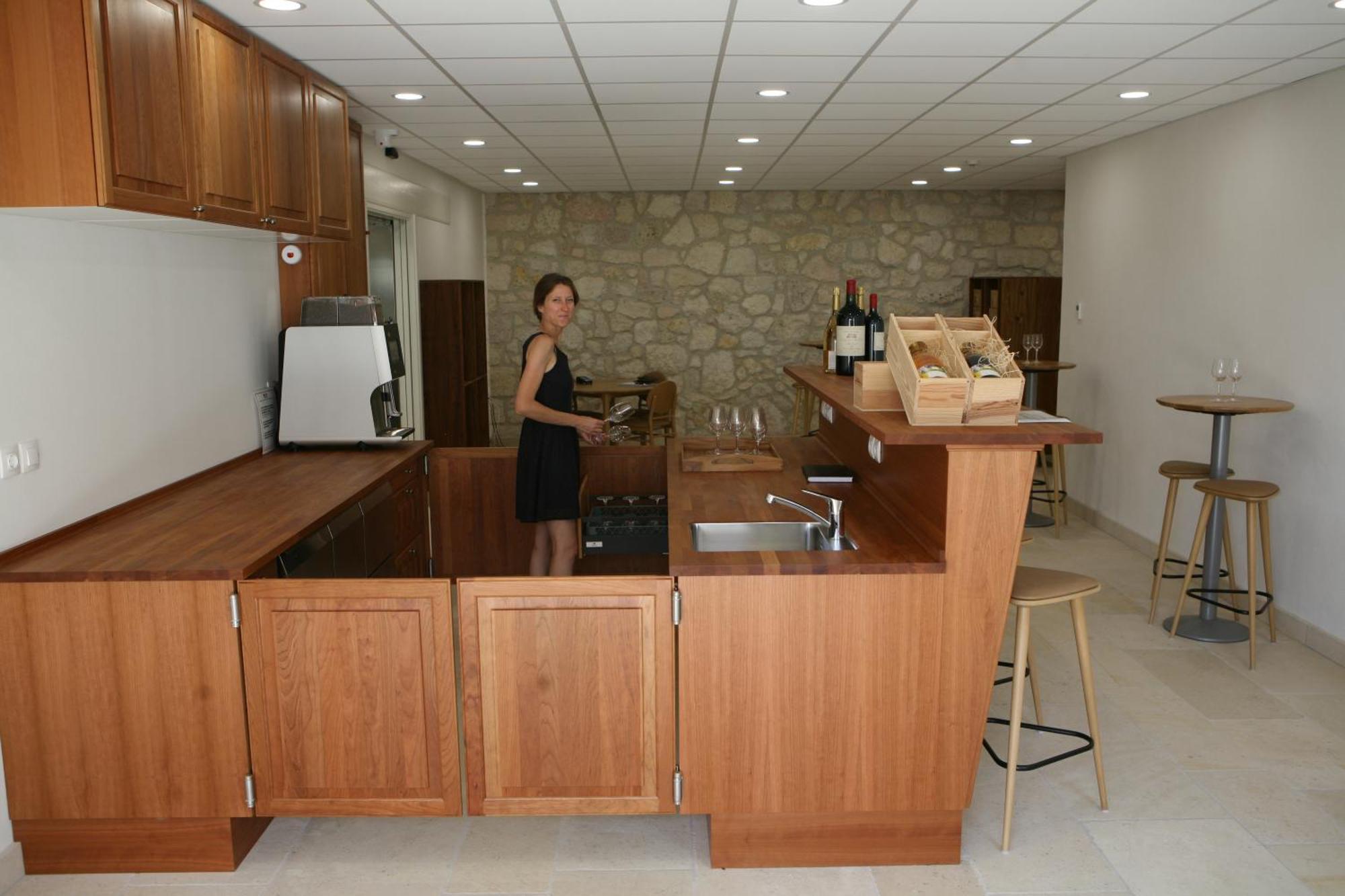 Chateau Lecusse - La Grande Roche - Hotel, Spa, Boutique & Restaurant Broze ภายนอก รูปภาพ