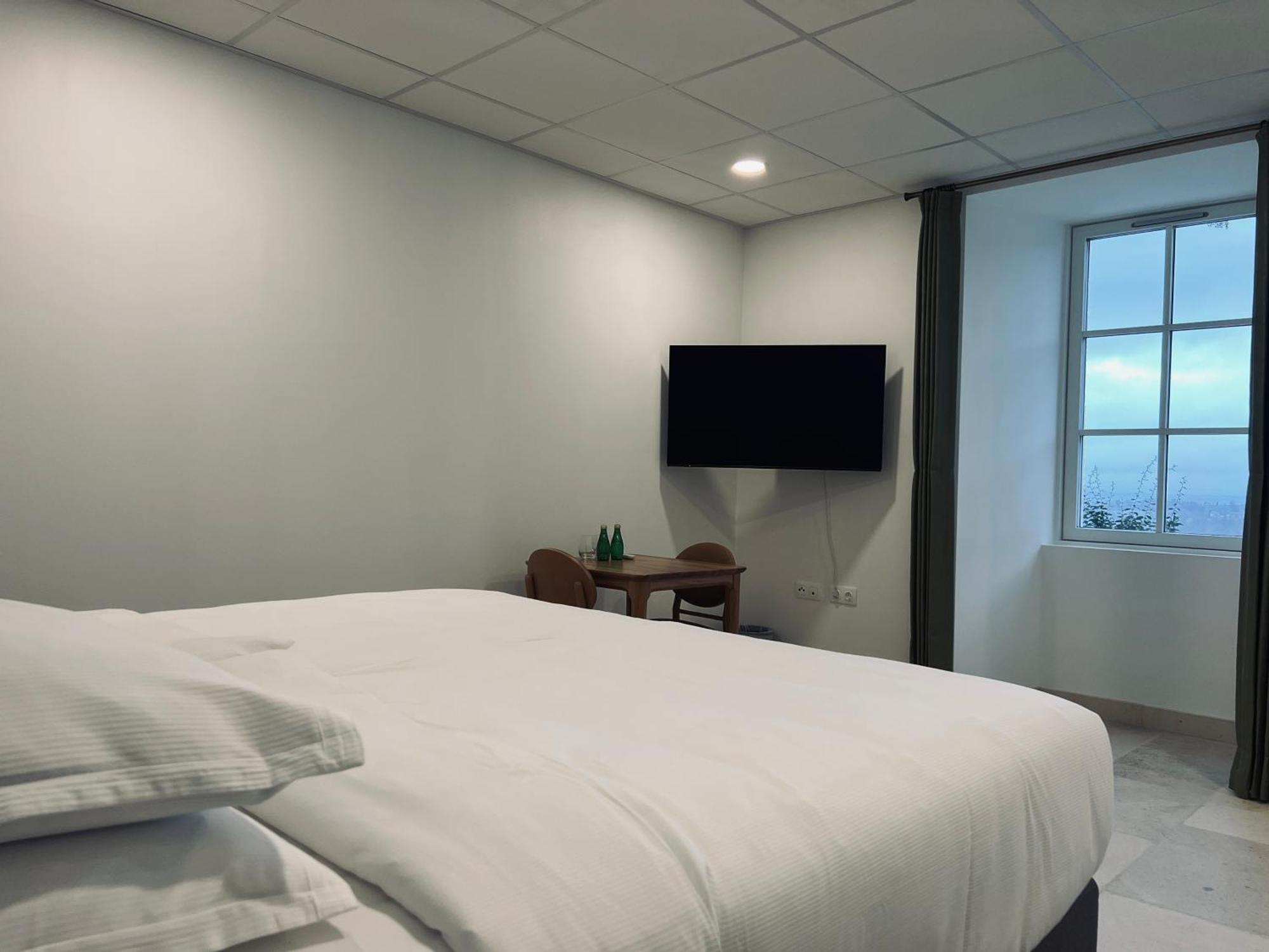Chateau Lecusse - La Grande Roche - Hotel, Spa, Boutique & Restaurant Broze ภายนอก รูปภาพ