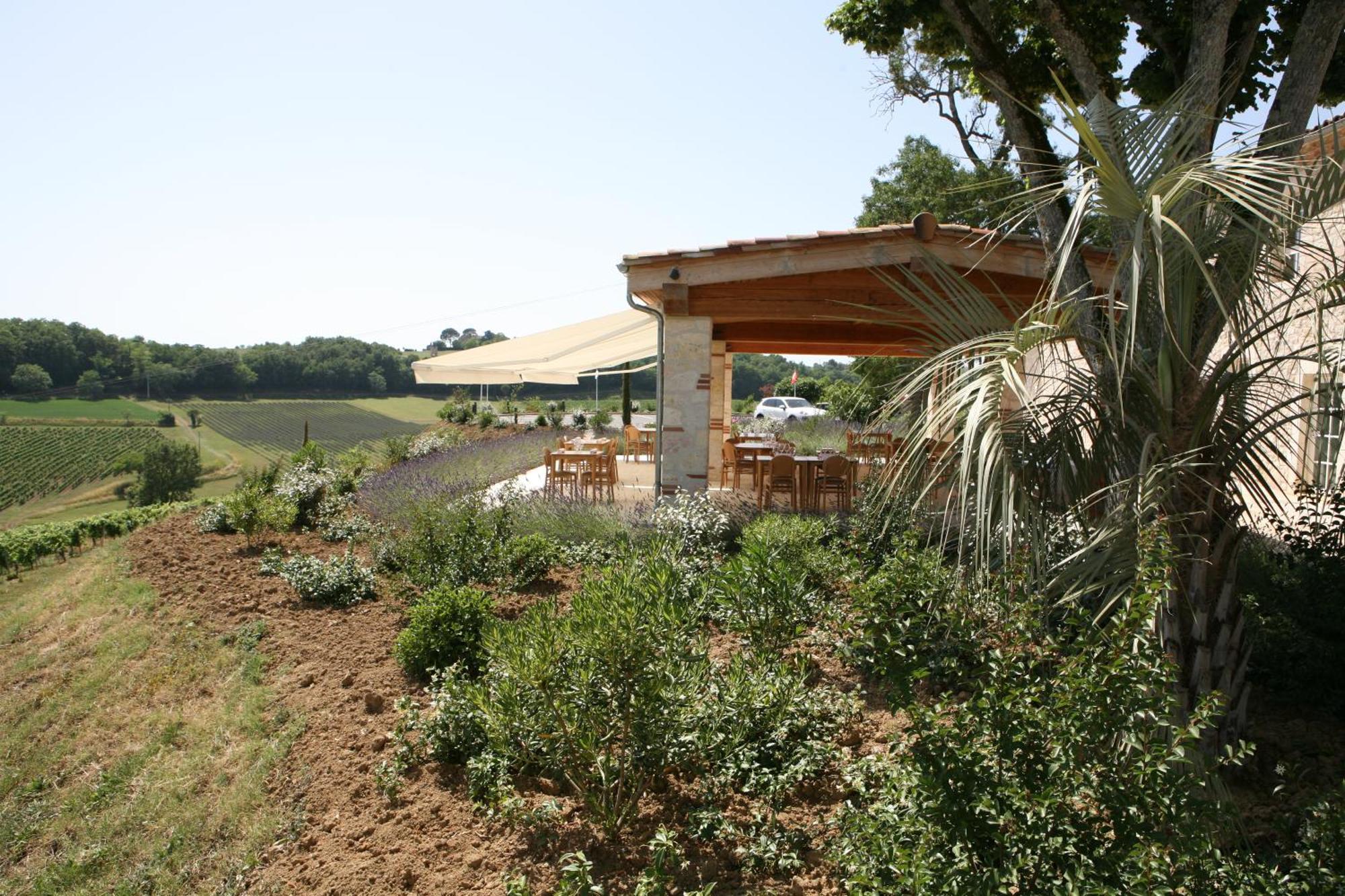 Chateau Lecusse - La Grande Roche - Hotel, Spa, Boutique & Restaurant Broze ภายนอก รูปภาพ